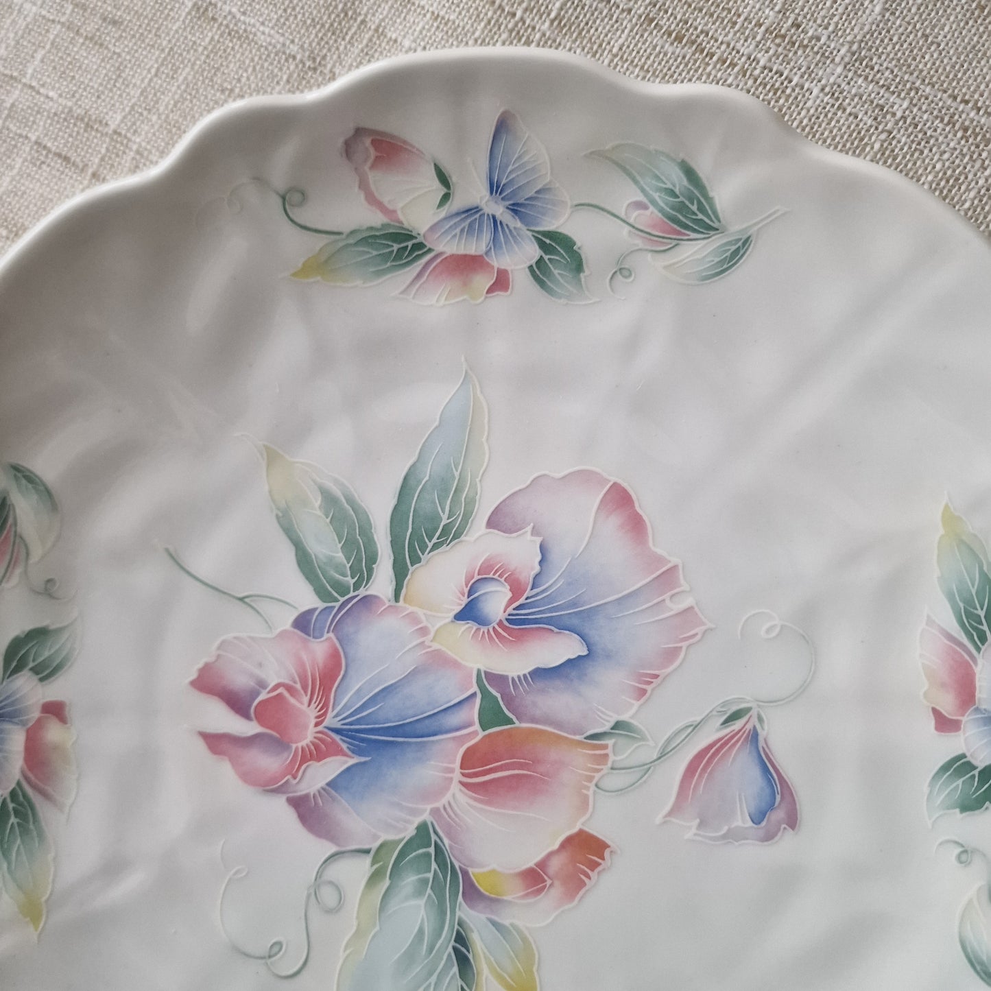 Aynsley Little Sweetheart Decorative Plate