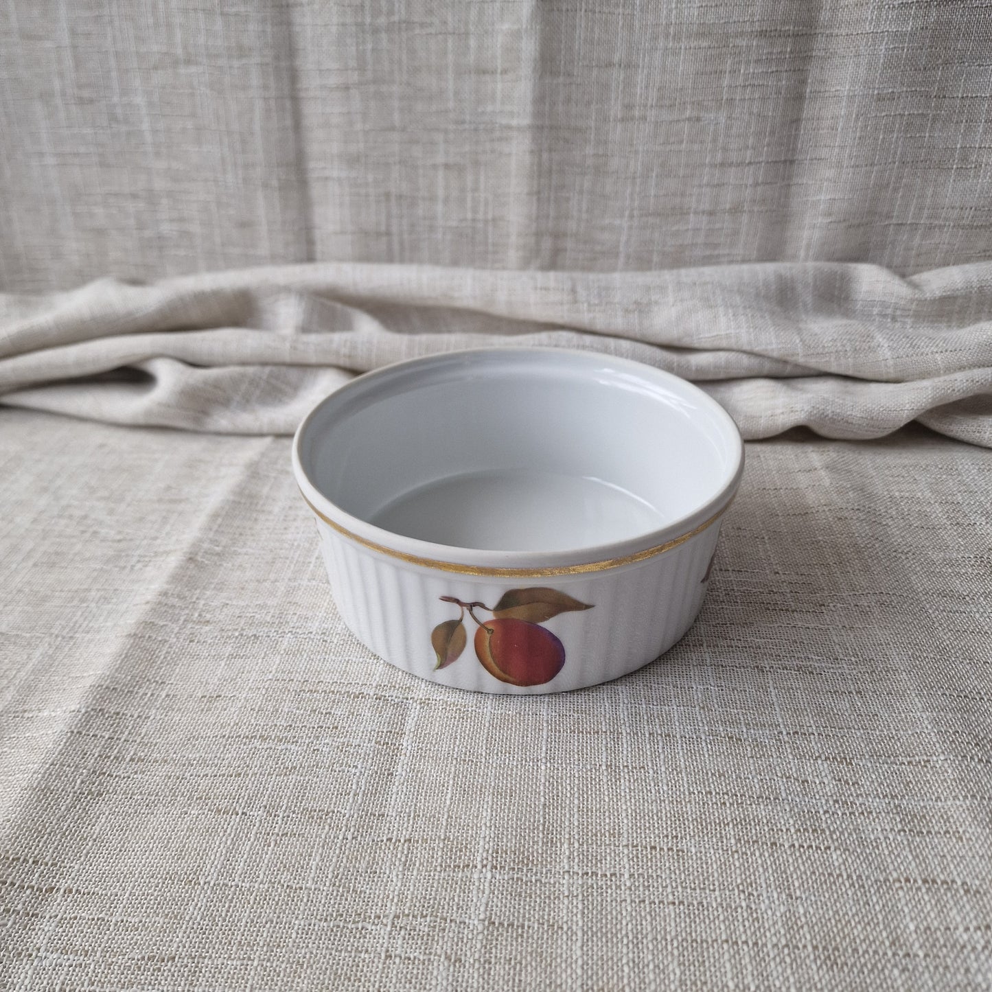 Royal Worcester Evesham Gold Fine Porcelain Souffle Dish