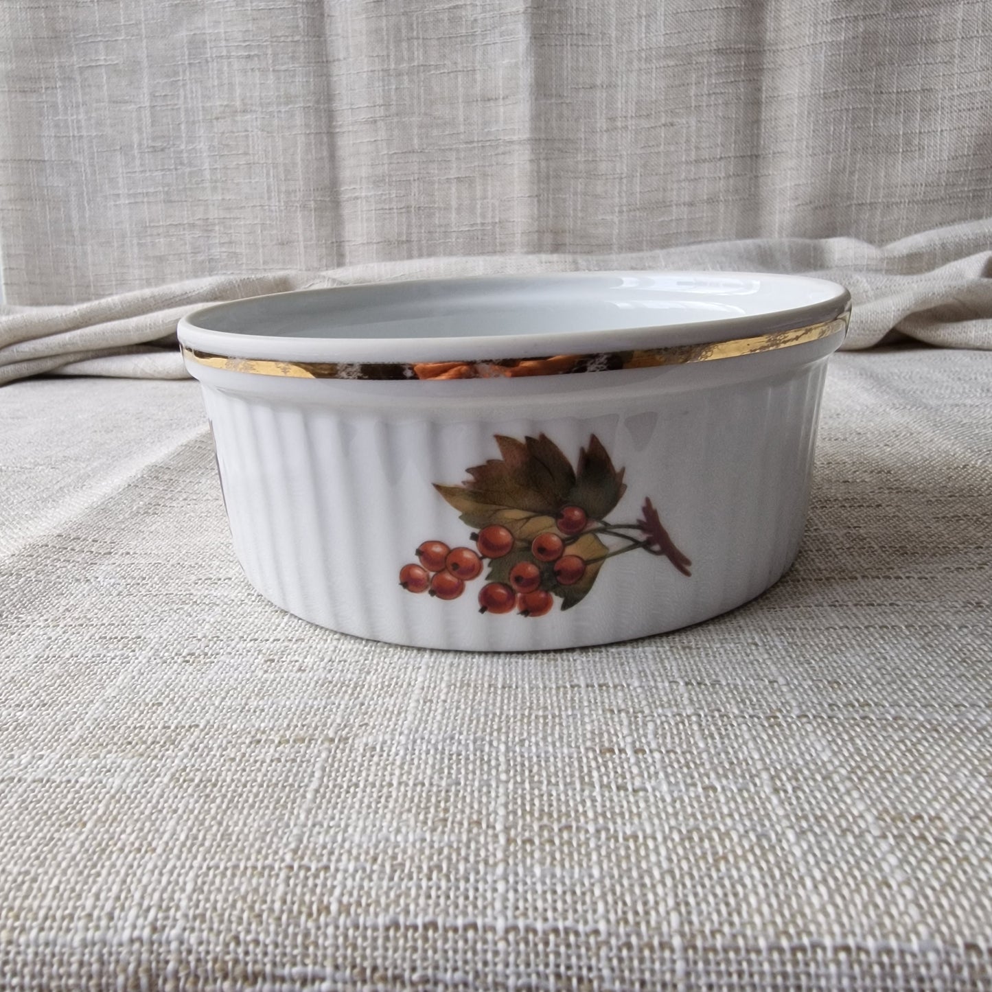 Royal Worcester Evesham Gold Fine Porcelain Souffle Dish