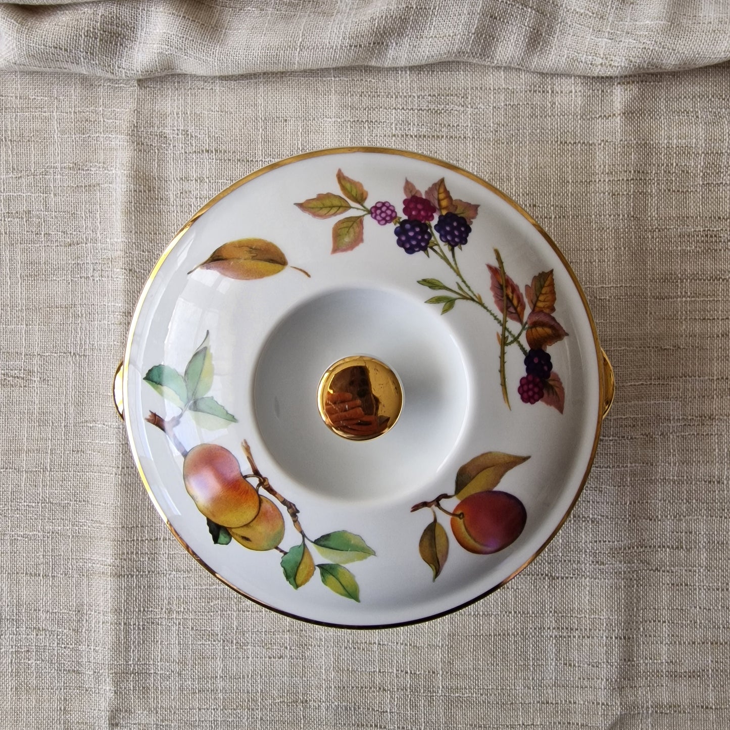 Royal Worcester Evesham Gold Fine Porcelain Casserole