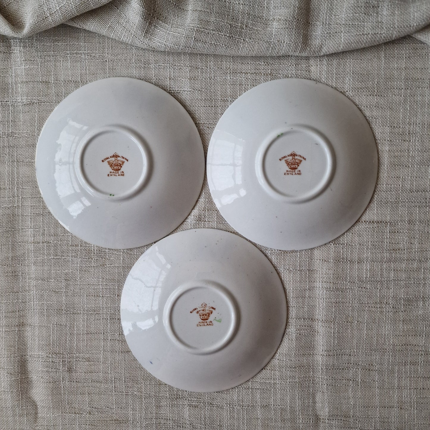 Vintage Imari Small Saucers by Royal Albion