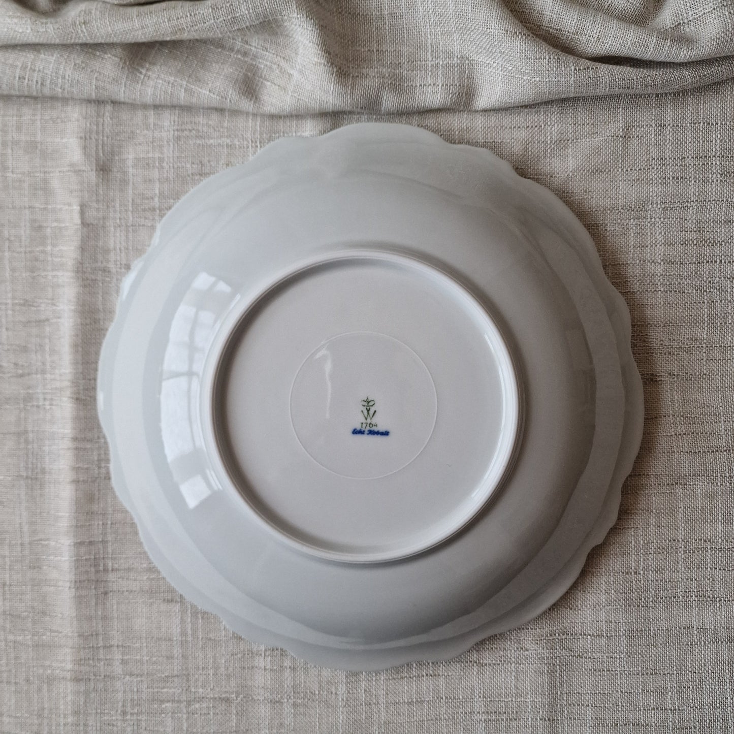 Large Wallendorf Echt Kobalt Porcelain Bowls