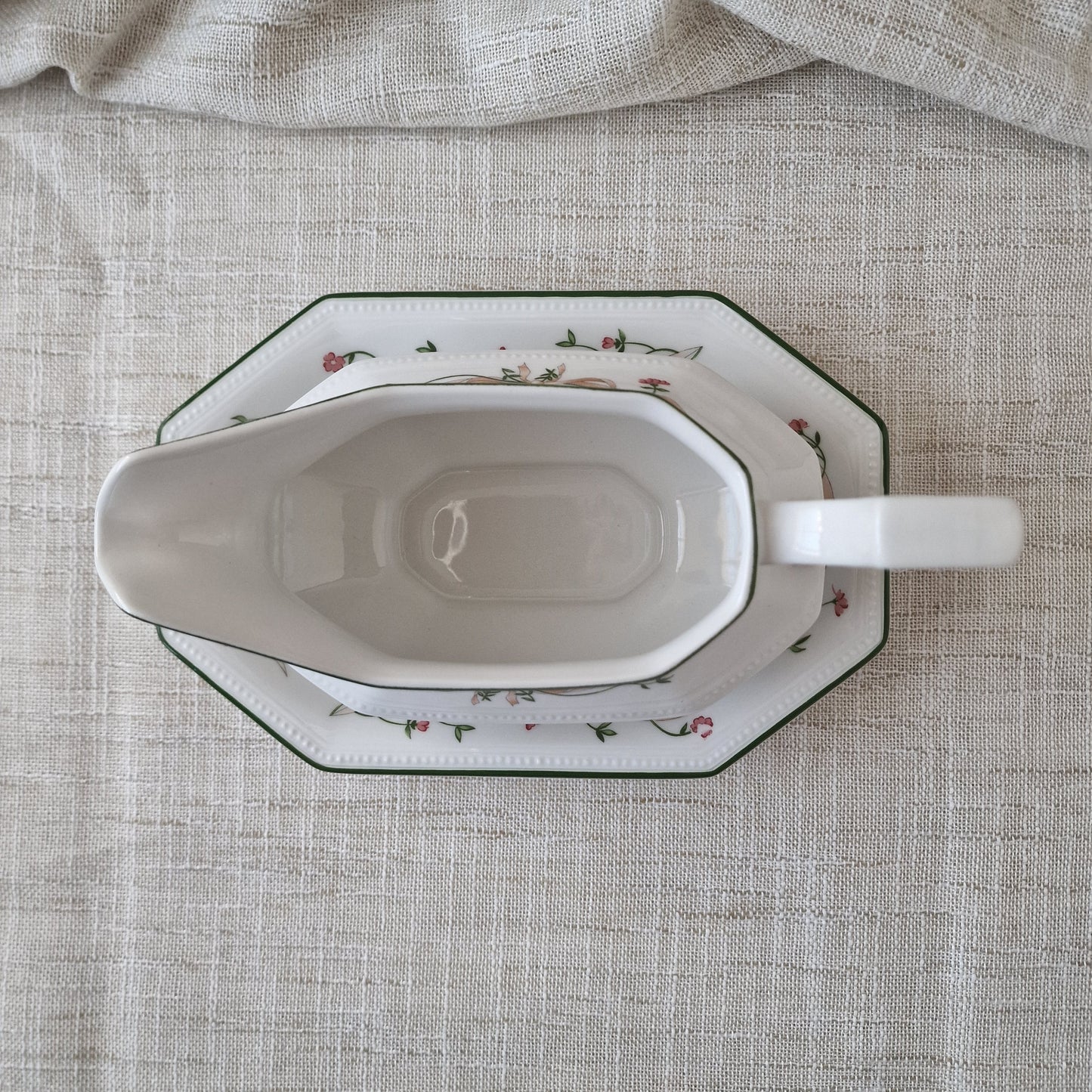 Eternal Beau Gravy Sets by Johnson Brothers