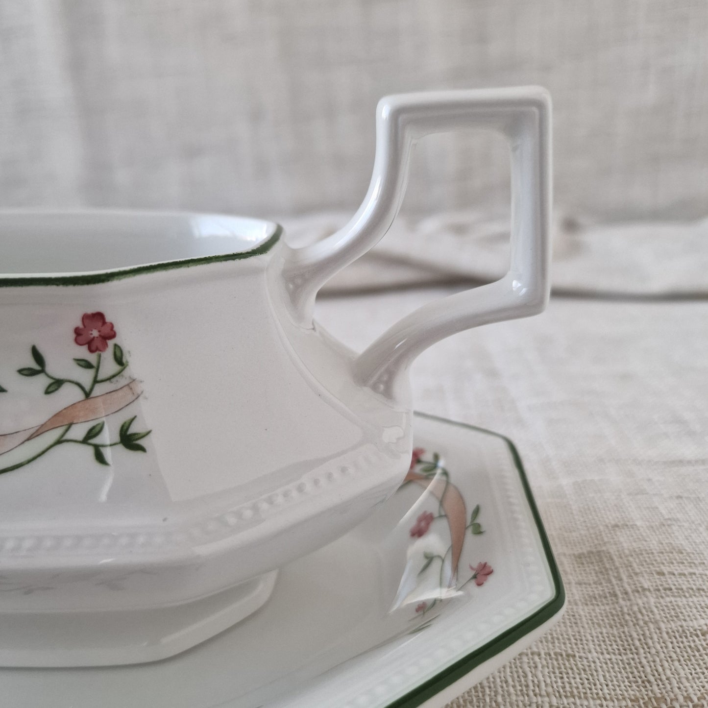 Eternal Beau Gravy Sets by Johnson Brothers