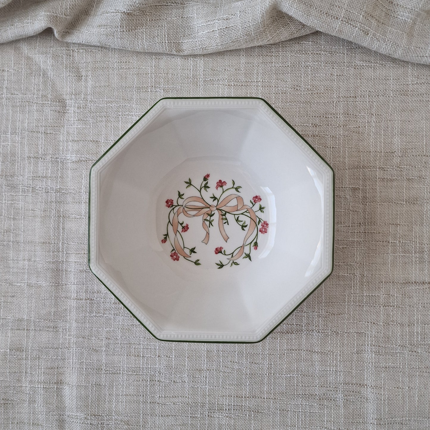 Eternal Beau Bowl by Johnson Brothers