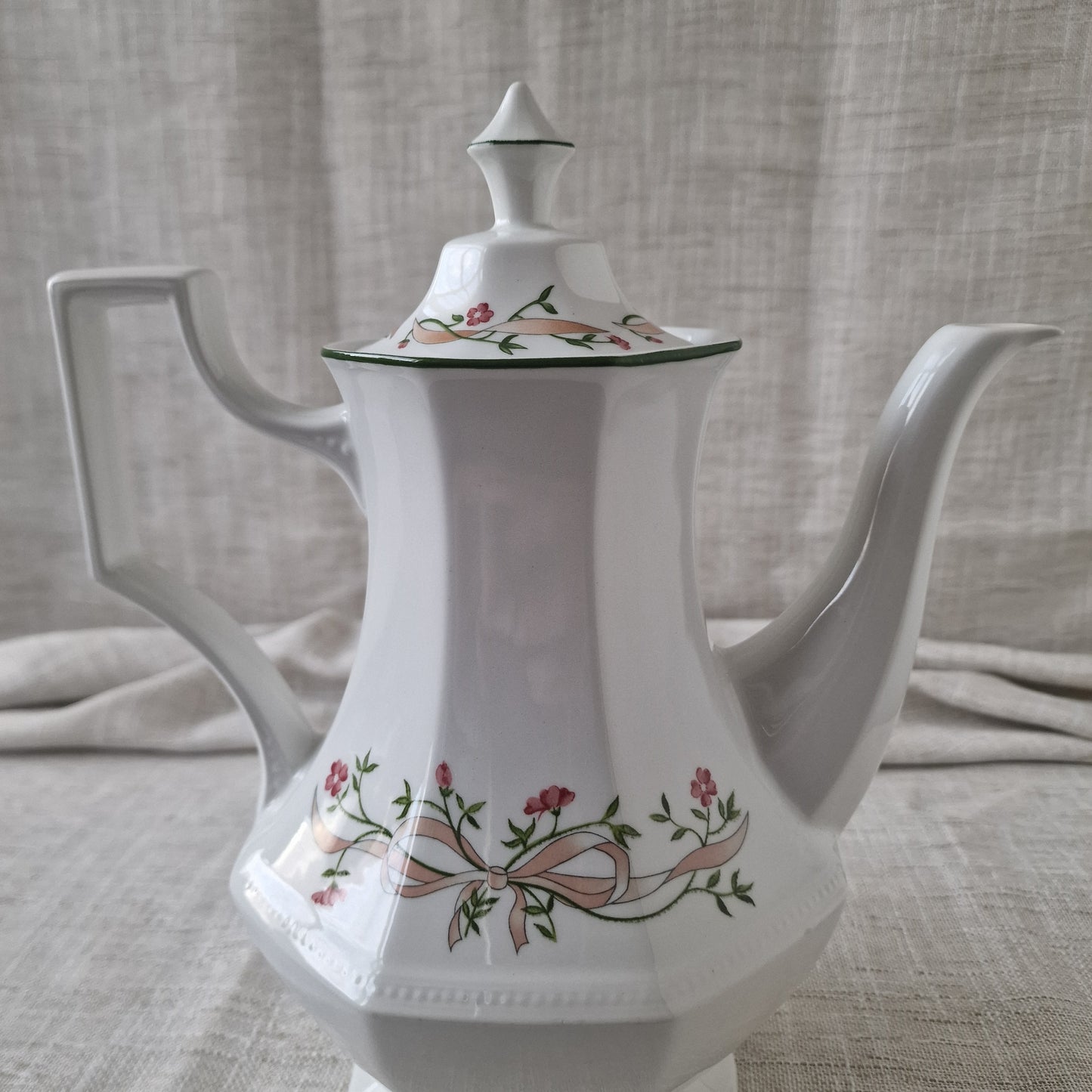 Eternal Beau Coffee Pot by Johnson Brothers