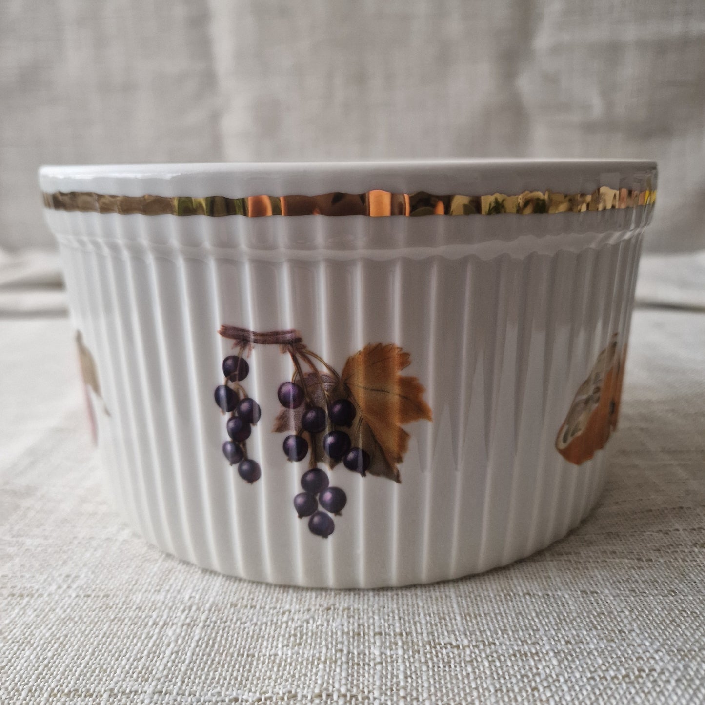 Royal Worcester Evesham Gold Fine Porcelain Souffle Dish