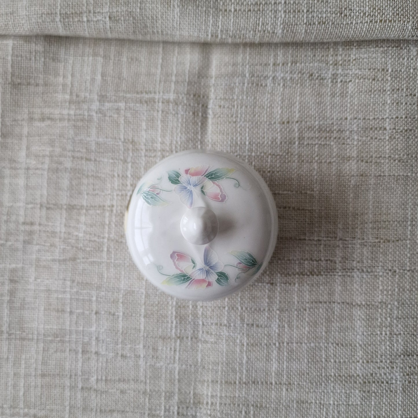 Aynsley Little Sweetheart Trinket Pot